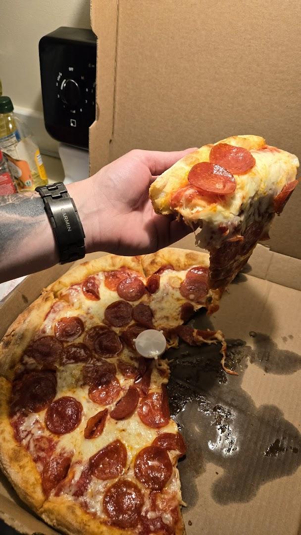 Giovanni's The Big Cheese